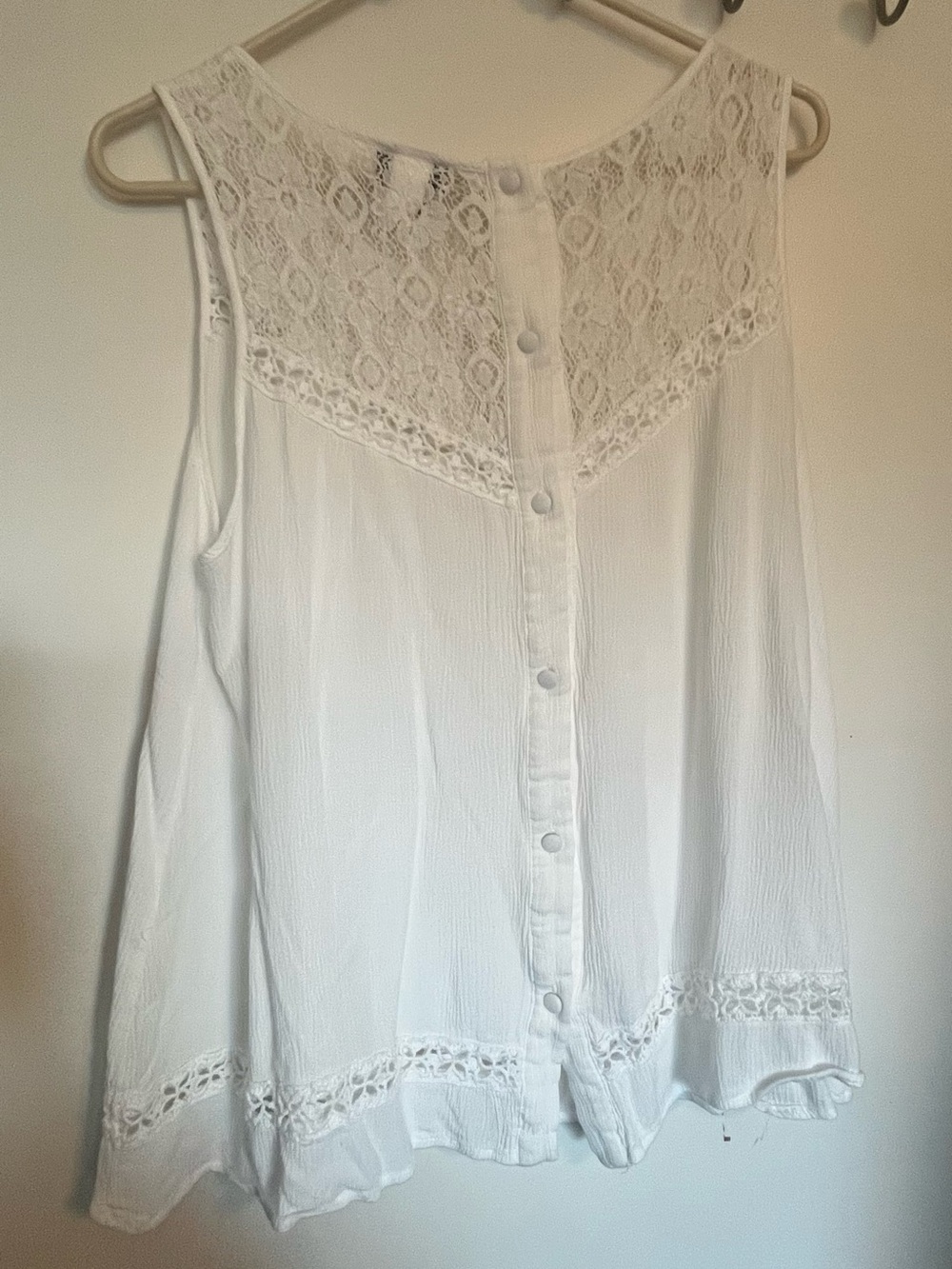 Torrid lace detail tank - Picture 2 of 3